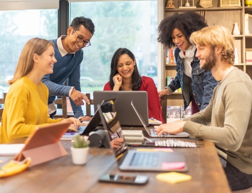 米兰体育工作生活体验