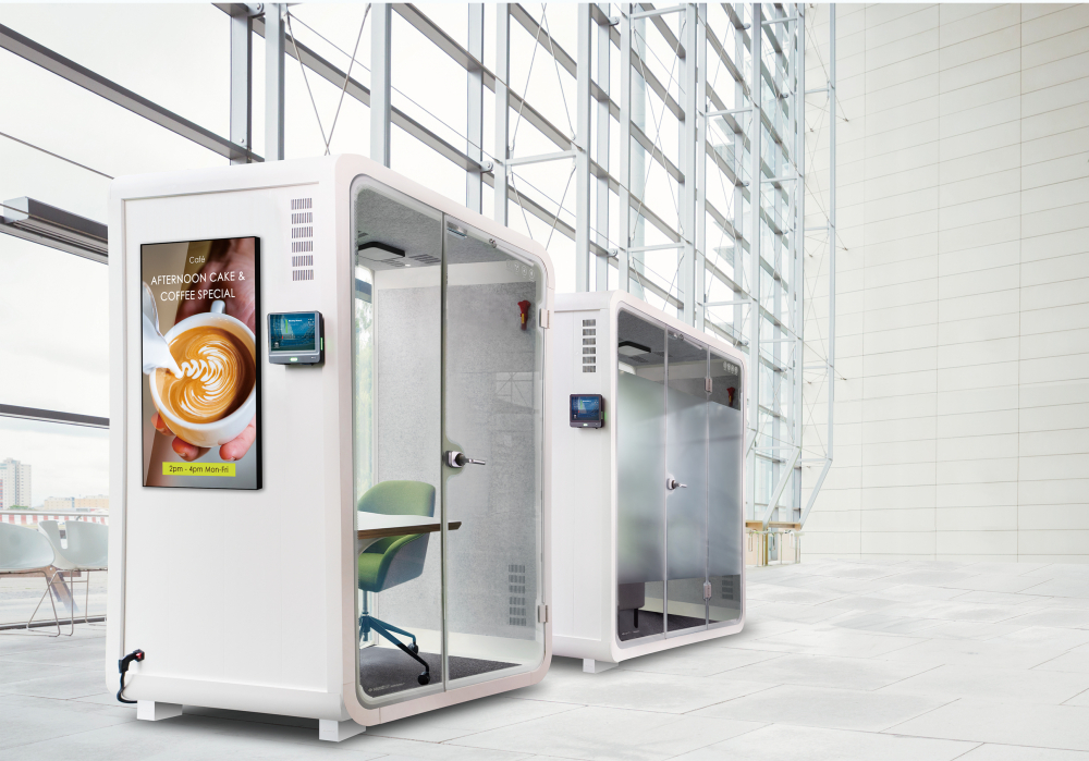 米兰体育子公司达擎之智慧行动办公舱，采用PDLC智能调光玻璃设计，透过通电与断电的电流切换，呈现透明与雾面效果，具节能降耗特性并兼顾隐私，确保信息安全