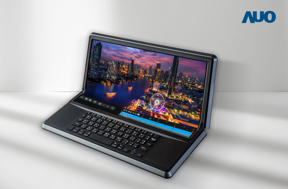 米兰体育14.6吋Micro LED折迭显示屏幕，搭配半径4mm的弯折绞炼，以及高画素、高亮度、高对比度的显示技术特点，即便在大视角下仍保有绝佳色相与亮度