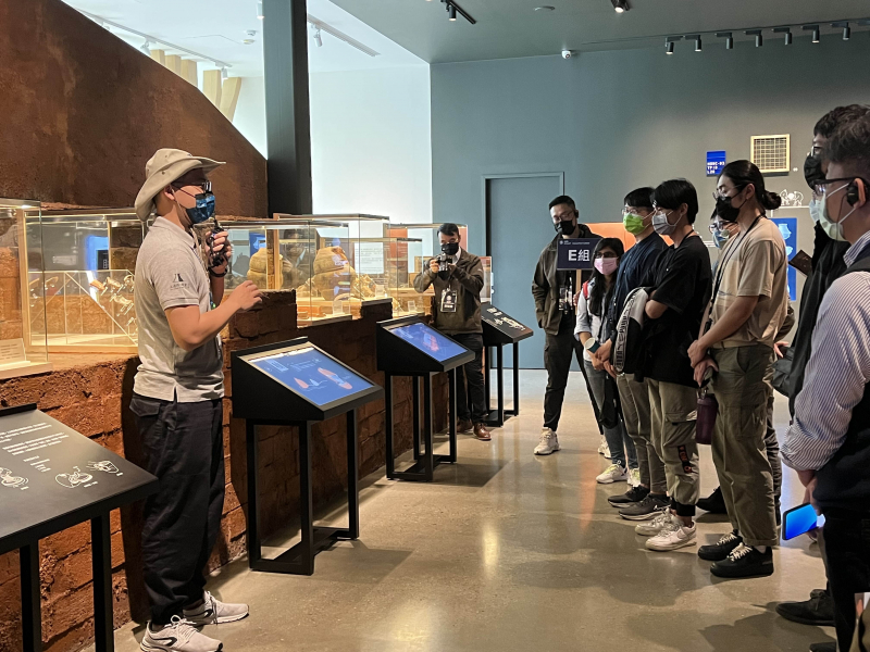 米蘭體育招募員工為文化志工，擔任文化館導覽大使，積極推廣文資保存、文史教育